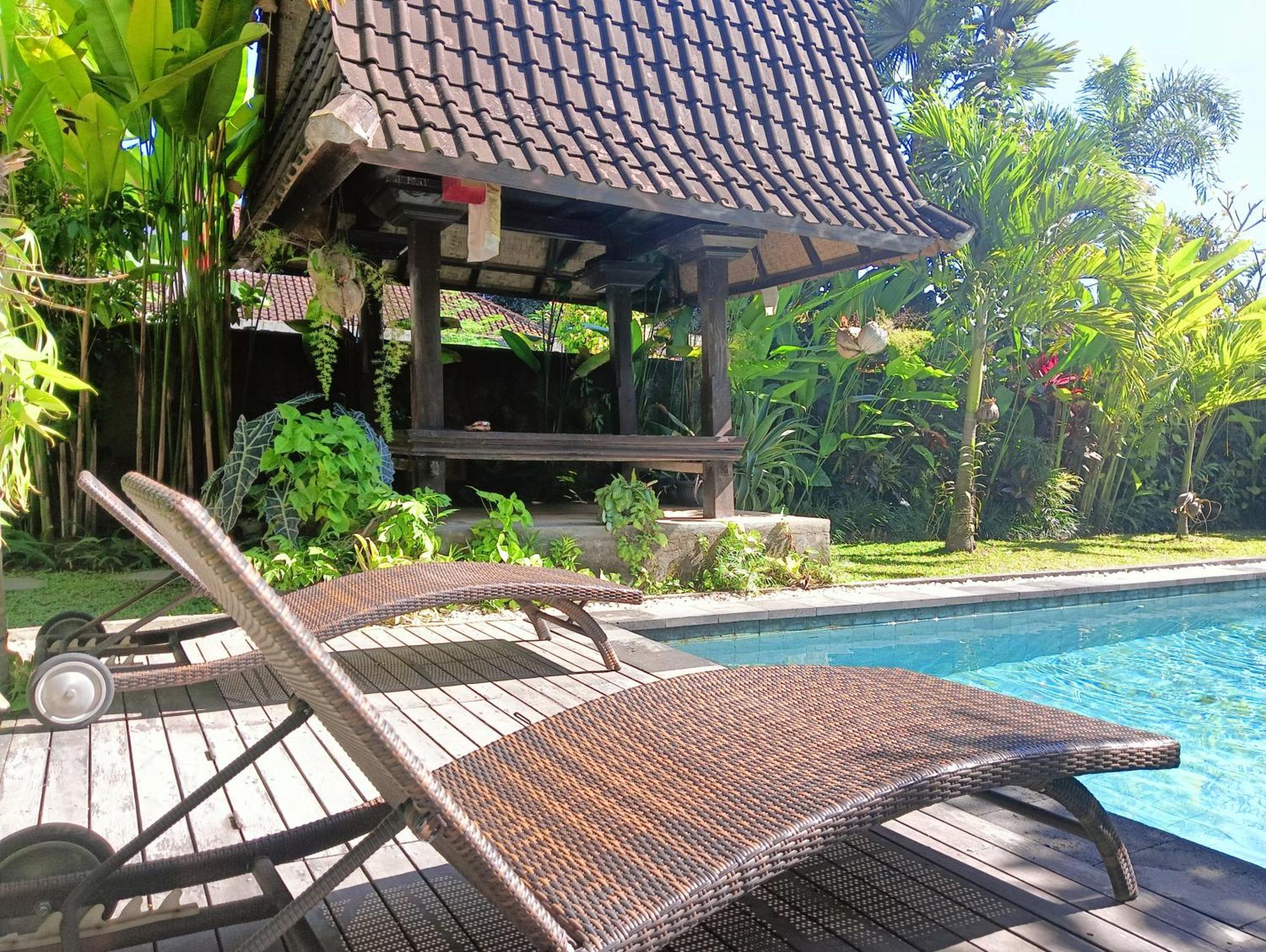Kama Ayu Bungalow ウブド エクステリア 写真