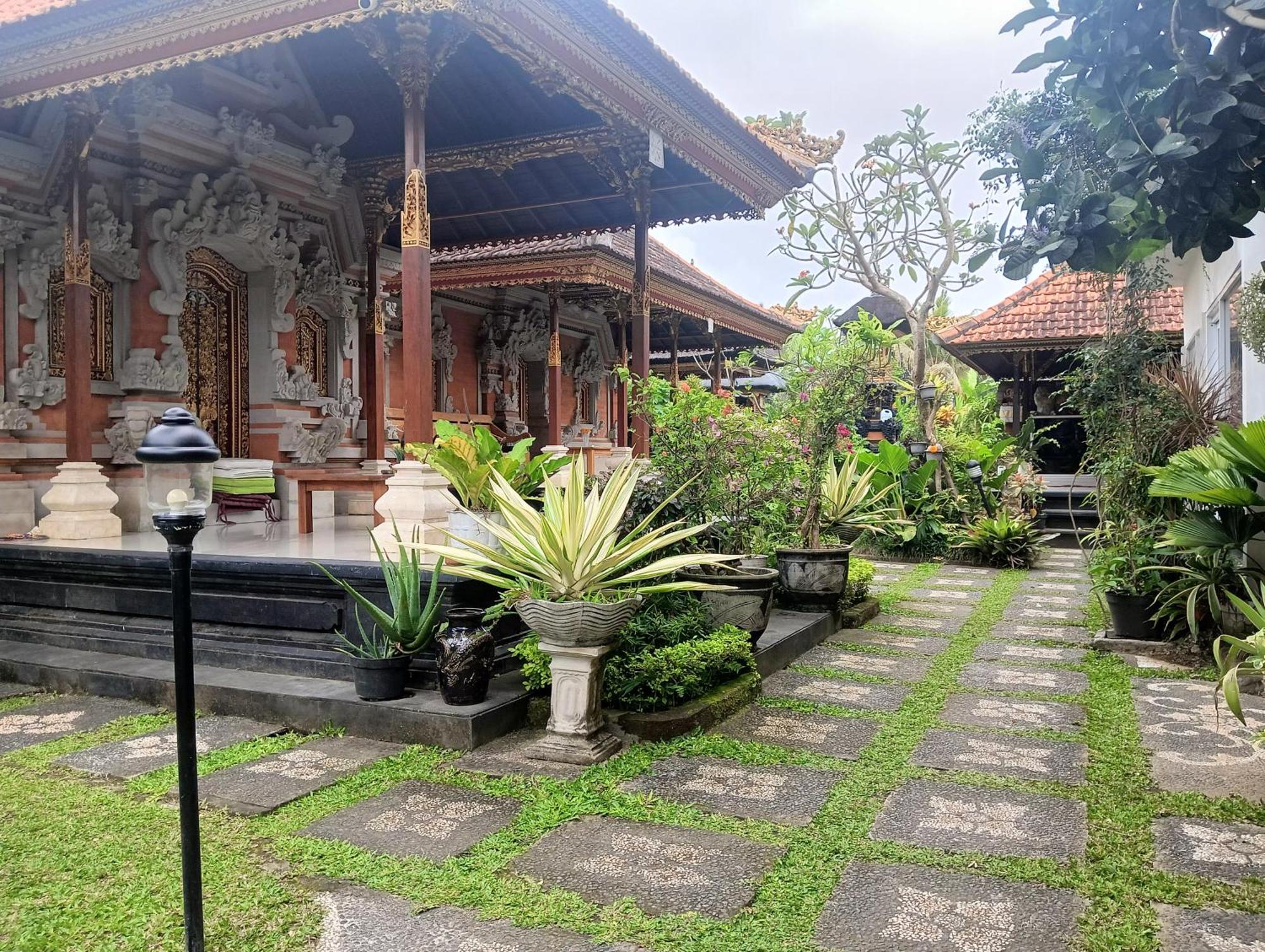 Kama Ayu Bungalow ウブド エクステリア 写真